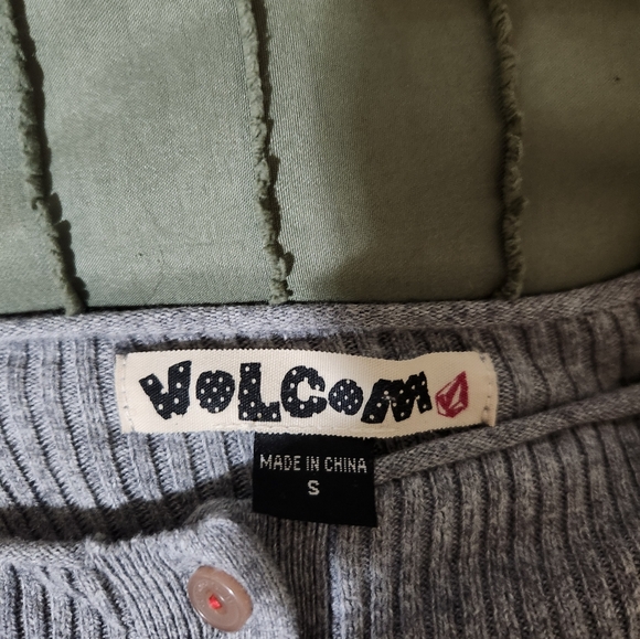 Gray Ribbed Volcom Mini Dress - Picture 6 of 6